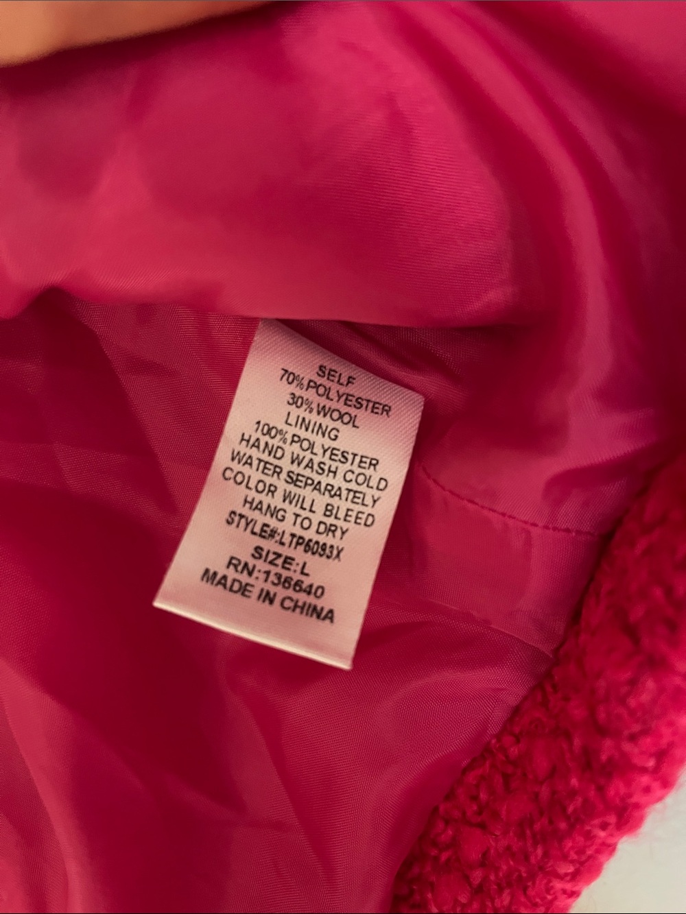 L'ATISTE Hot Pink Bouclé Cropped Blazer with Gold Buttons - Picture 4 of 7